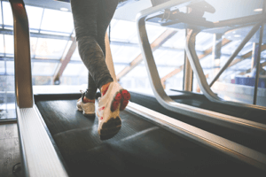 https://www.lynx.be/app/uploads/sites/4/2016/05/sporters-in-Basic-Fit-Beursgang-Basic-Fit-300x200.jpg